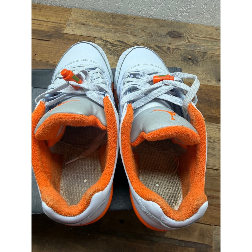 Air 5 Retro Low GS Football Grey Brilliant Orange FQ1293-018 Size 6.5Y - Picture 6 of 8